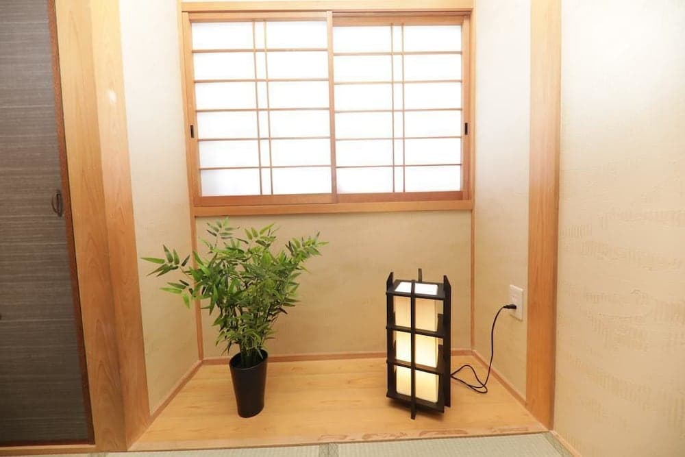 Kanade House Part 1 - 185-1