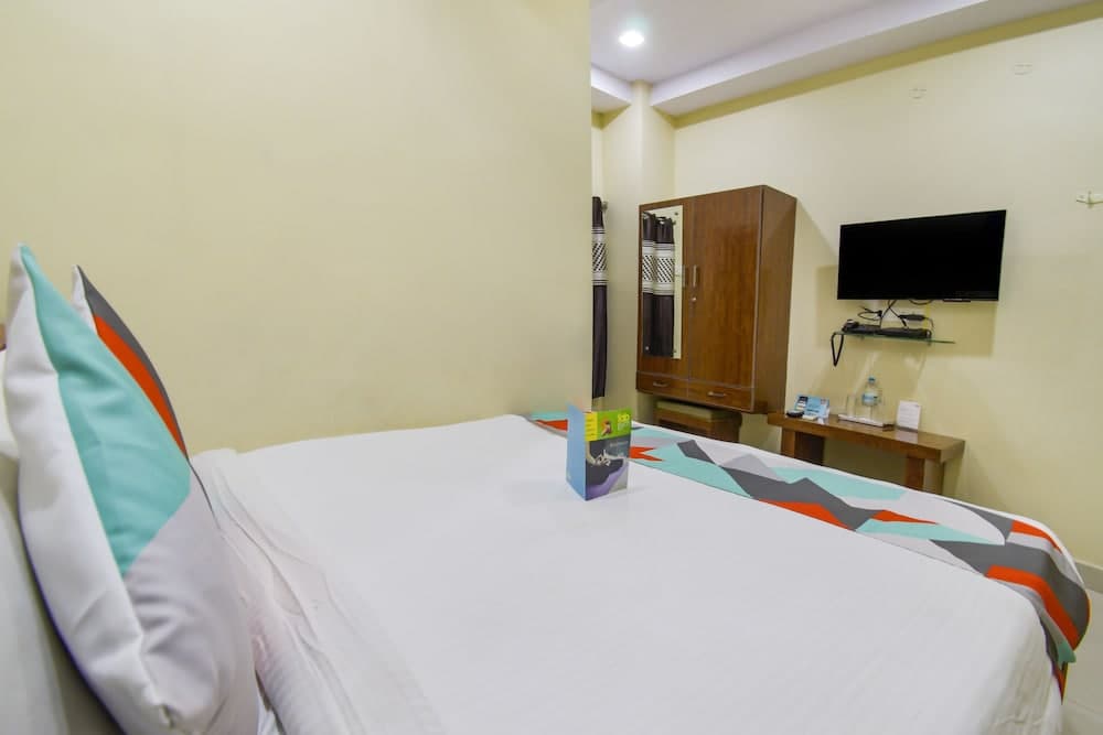 FabExpress Relax Residency