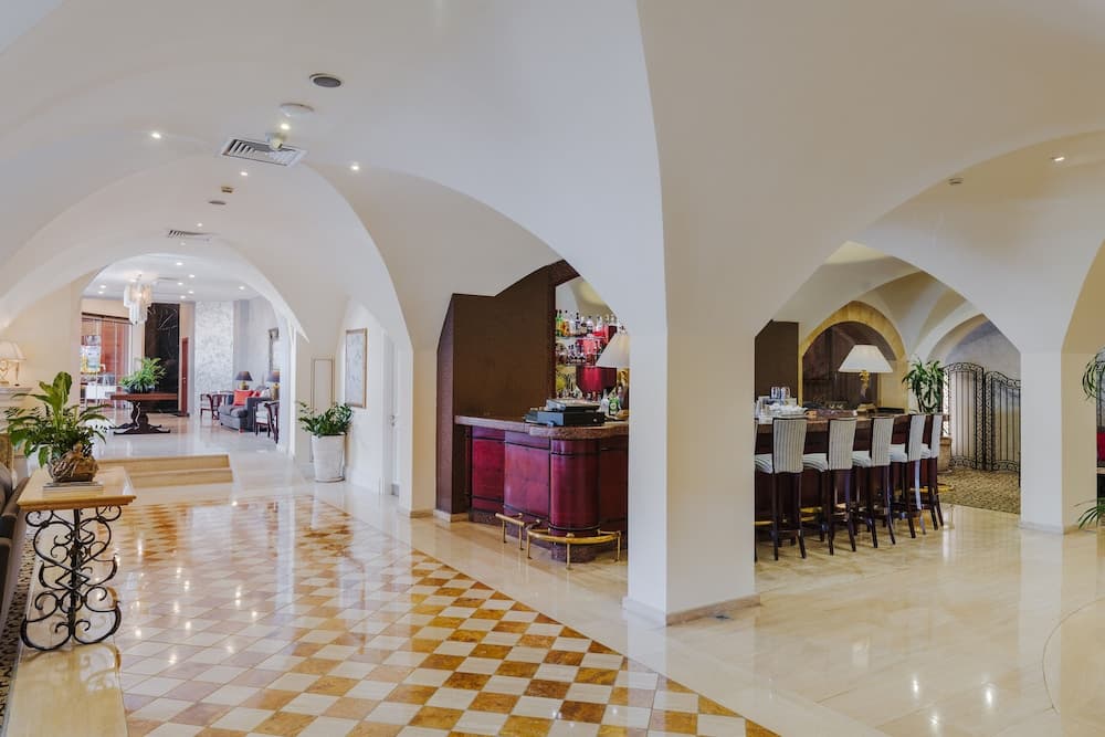 The Arkin Colony Hotel