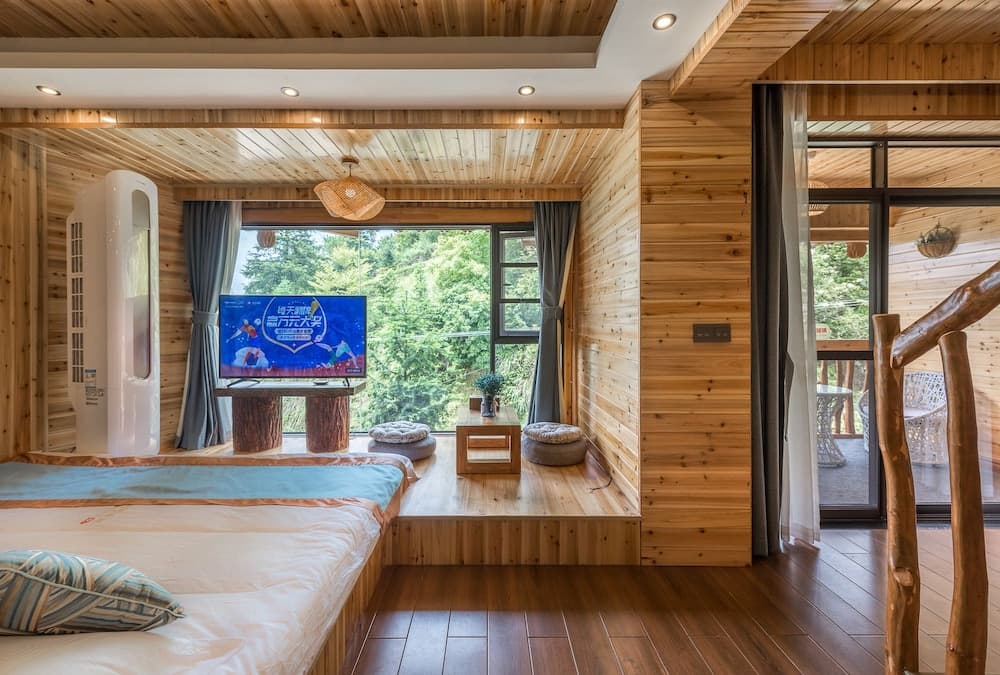 Floral Hotel Moonlit Villa LongJi