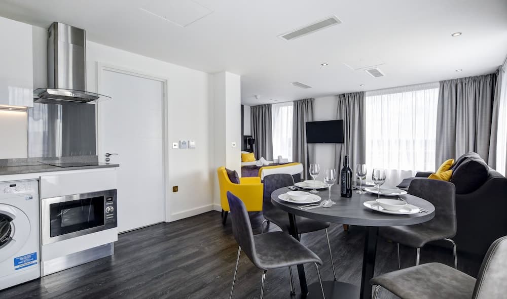 Dockside Apartments at Excel