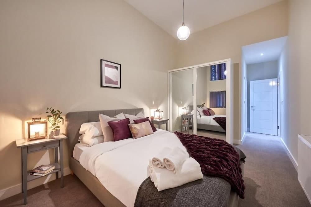 Mantella Lofts by JLJ Apartments