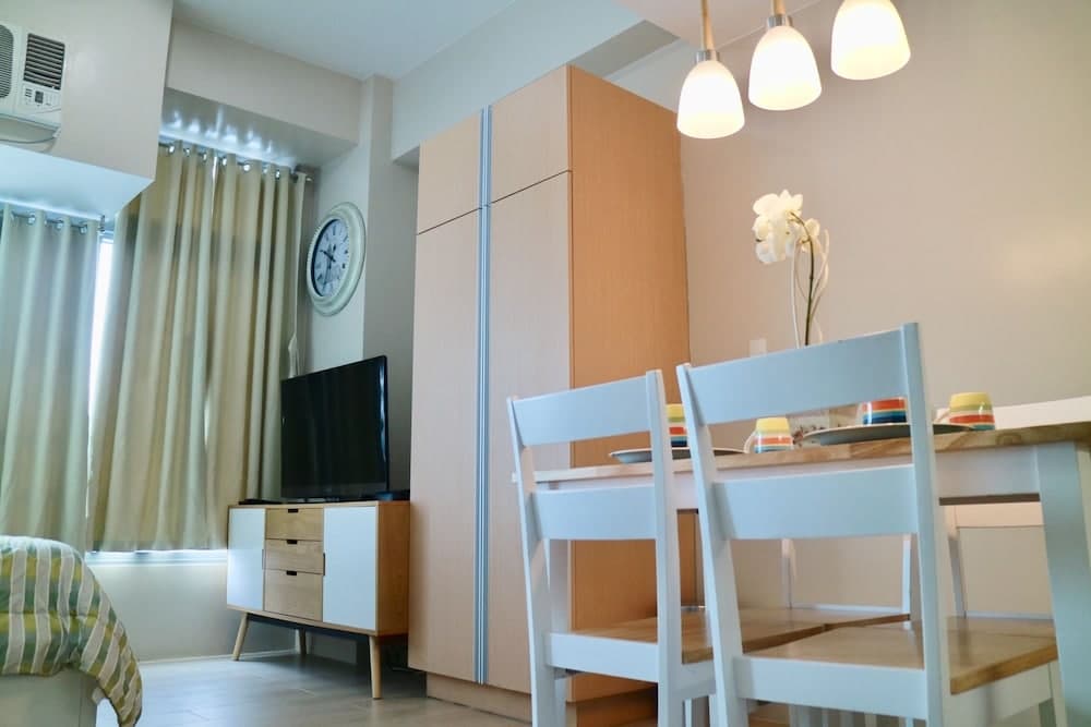 Eastwood Le Grand Tower 3