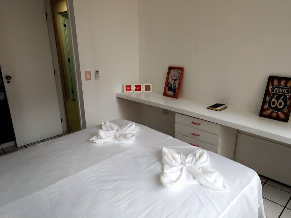 Apartamento a 200m feirinha beira mar