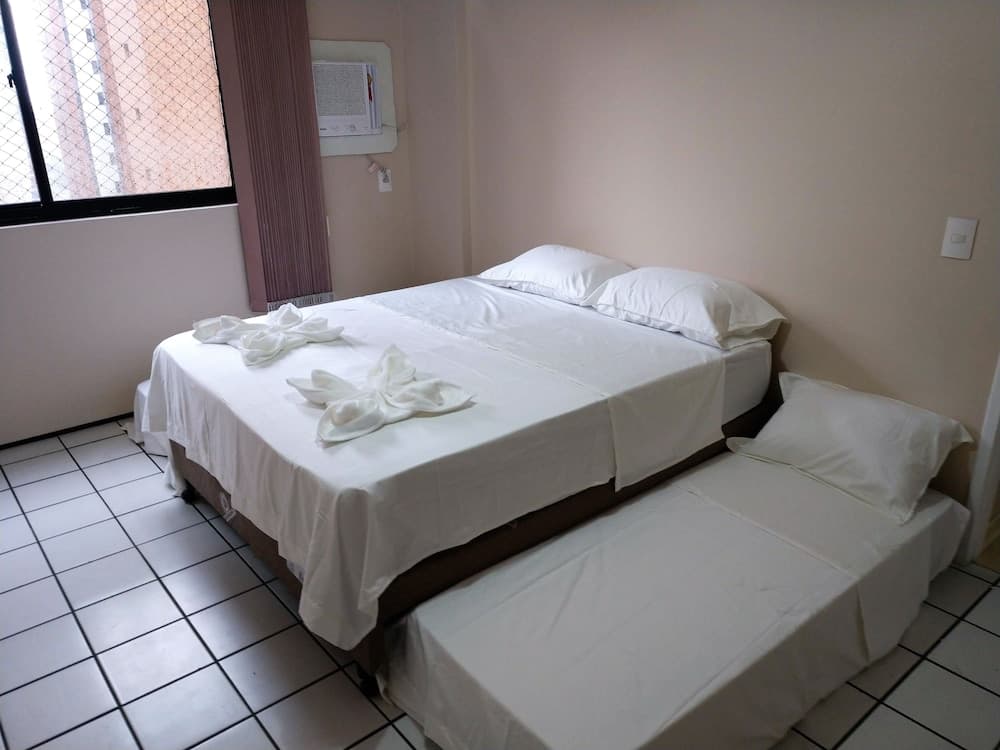 Apartamento a 200m feirinha beira mar