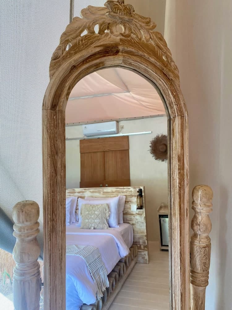 Exotic Private Glamping