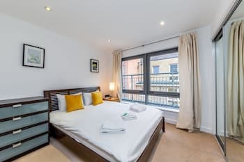 2 Beds Executive Apt in Liverpool St by City Stay London