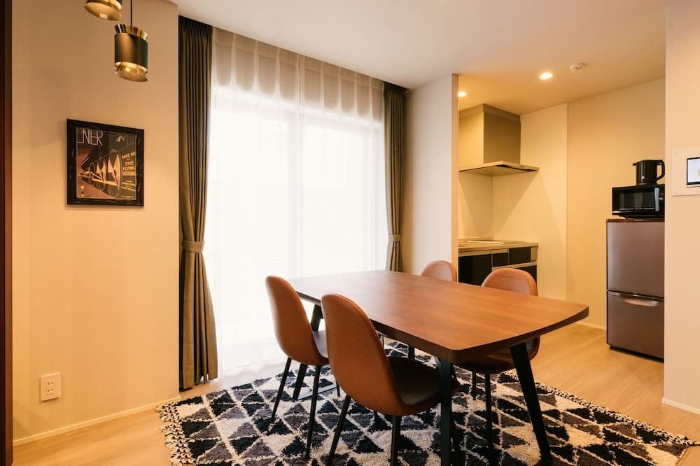 GRAND BASE Hakata Haruyoshi