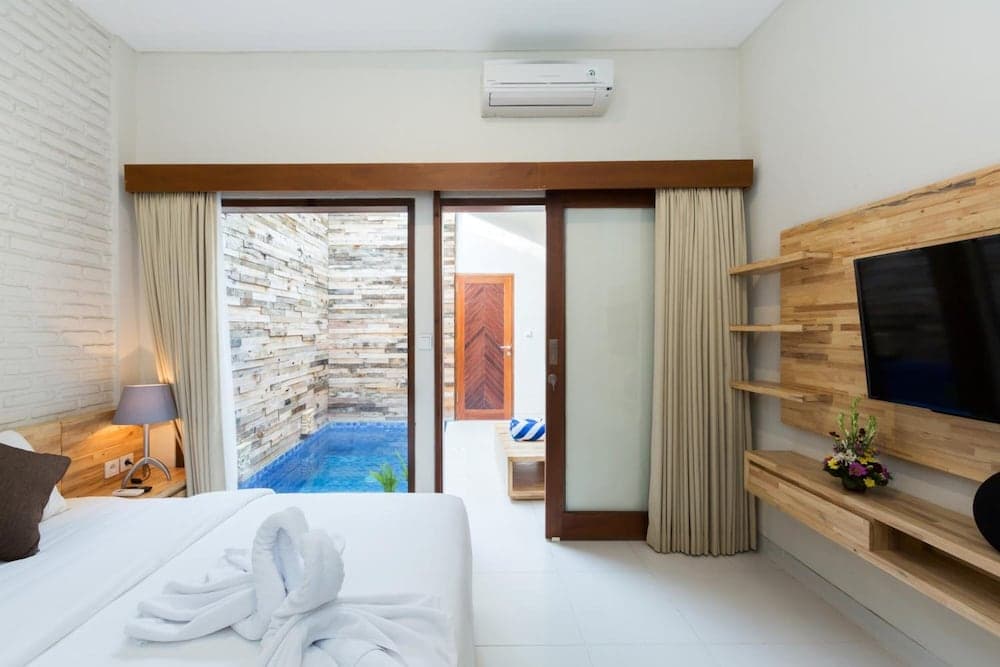 Paisa Seminyak Living