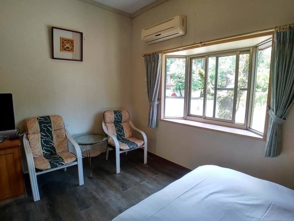 Fangchen Hot Spring Resort