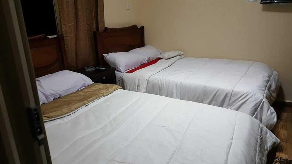 Mr Brown Sugar Pyramids View Hotel