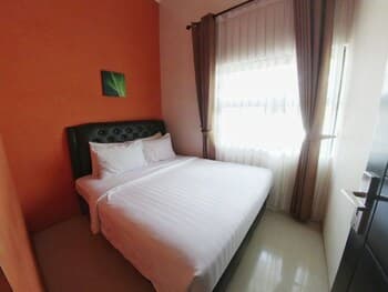 The Batu Villas No 10 near Museum Angkut