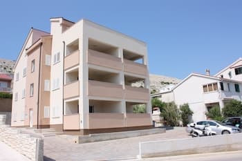 Apartments Jesen Augustin