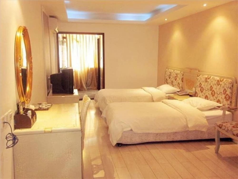 Jiali Inn Width Alley Branch