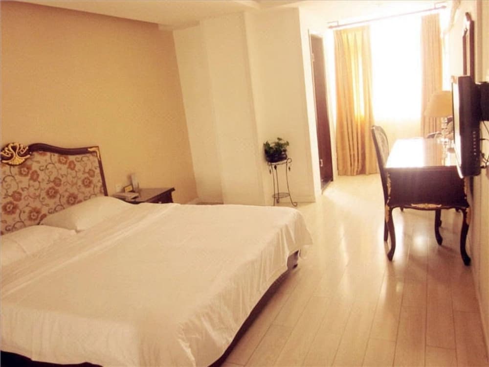 Jiali Inn Width Alley Branch