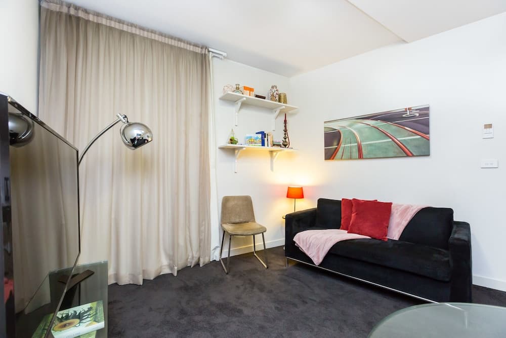 Imogen, Melbourne Studio Apartment