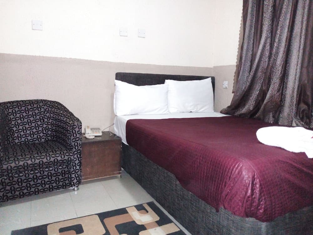 Ashosh Hotel Felele Rab