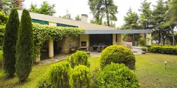 Araucaria Shared Pool Villa, Sani