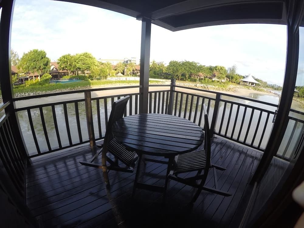 De Water Chalet Langkawi Lagoon