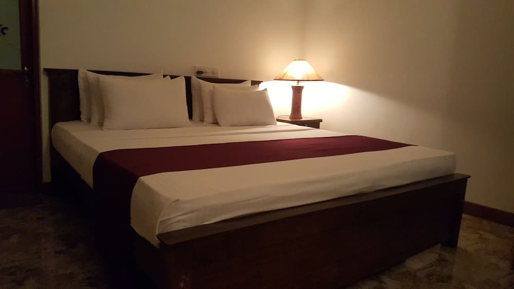 Naturehawks Safari Villa Yala