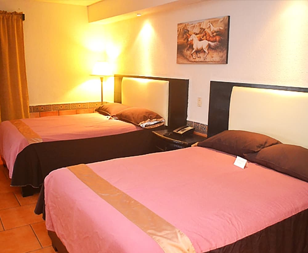 Hotel Mirage Express