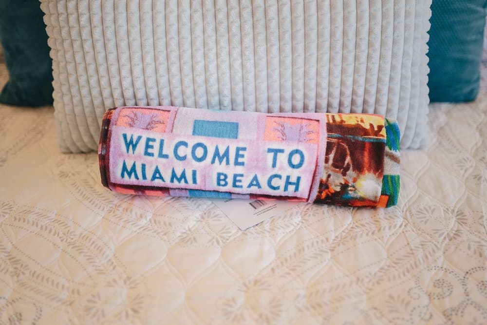 2 Bedroom 2Bath Deluxe Apt with Patio