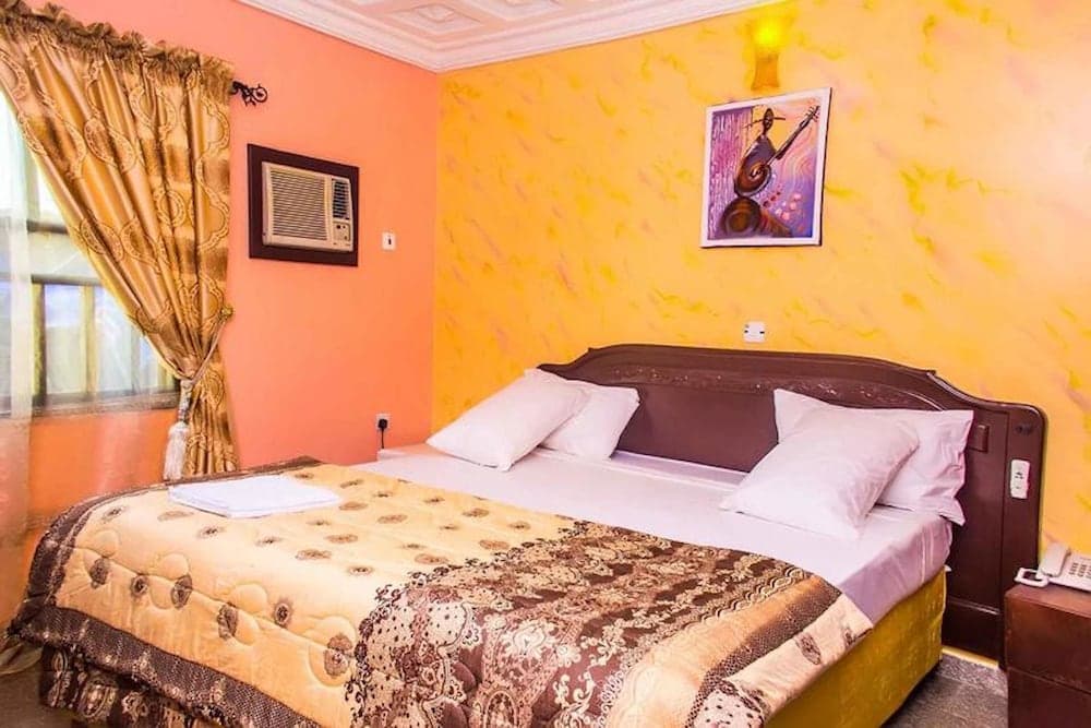 Keves Inn and Suites