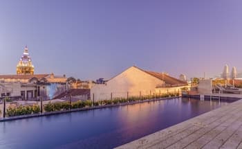 Santa Catalina Hotel