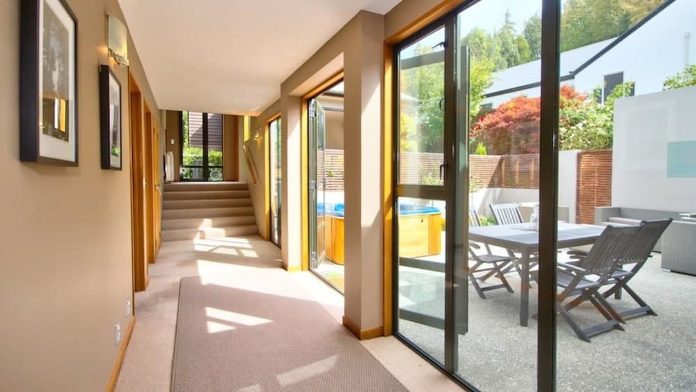 Sun Spa Ski on Hensman