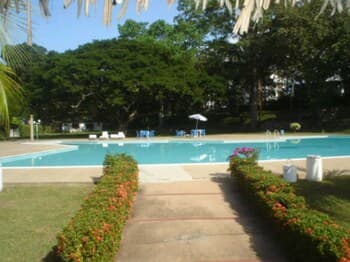 Casa Con Pequeña Piscina Privada