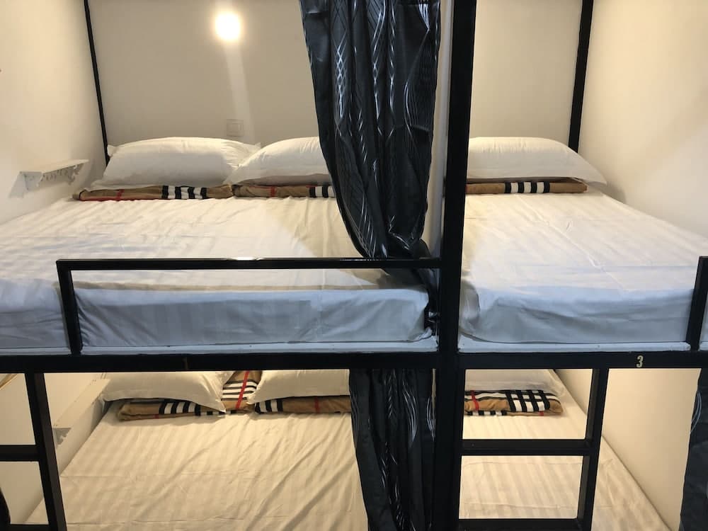 OSS Backpackers Hostel