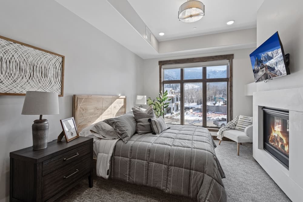 Blackstone by Canyons Village Rentals