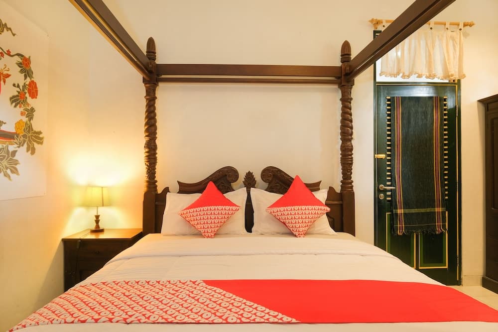 OYO 244 Griya Cemara Homestay