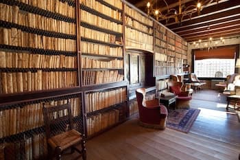 Lo Palauet de la Muralla