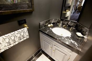 Embarcadero Vista Apartment