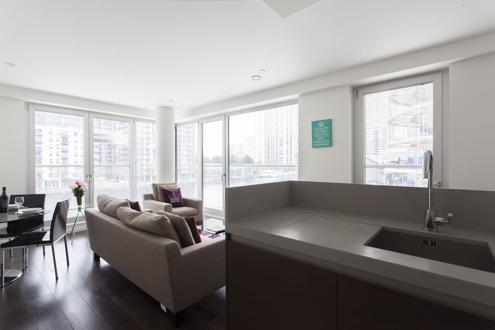 Baltimore Wharf Serviced Apartments by MySquare