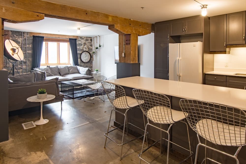 1821 Industrial Loft in Old Port by Nuage