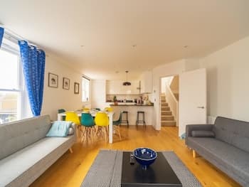 St Johns Road Apartments