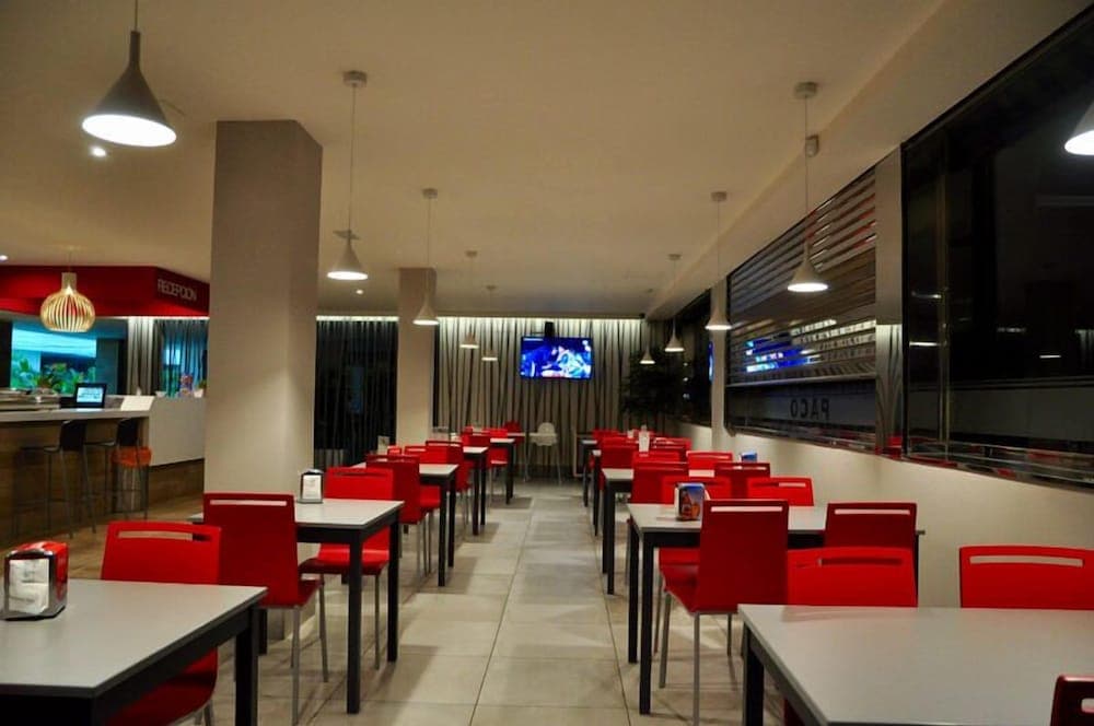 Hostal Restaurante Paco