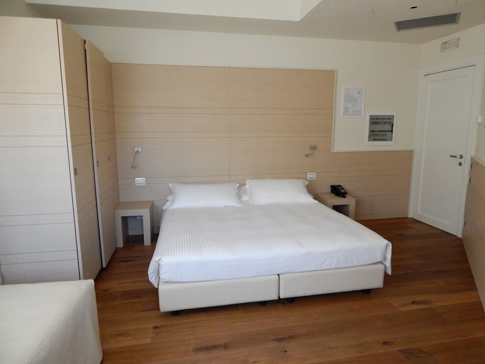 Tata-o Family Spa & Resort