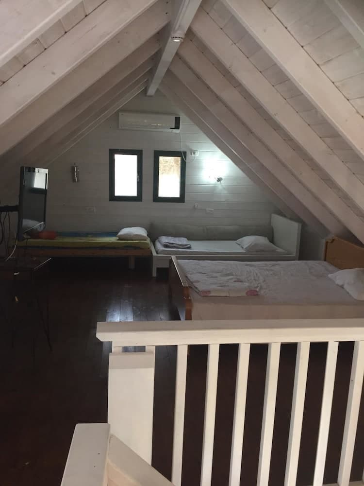 Shlomo Cabins Boutique