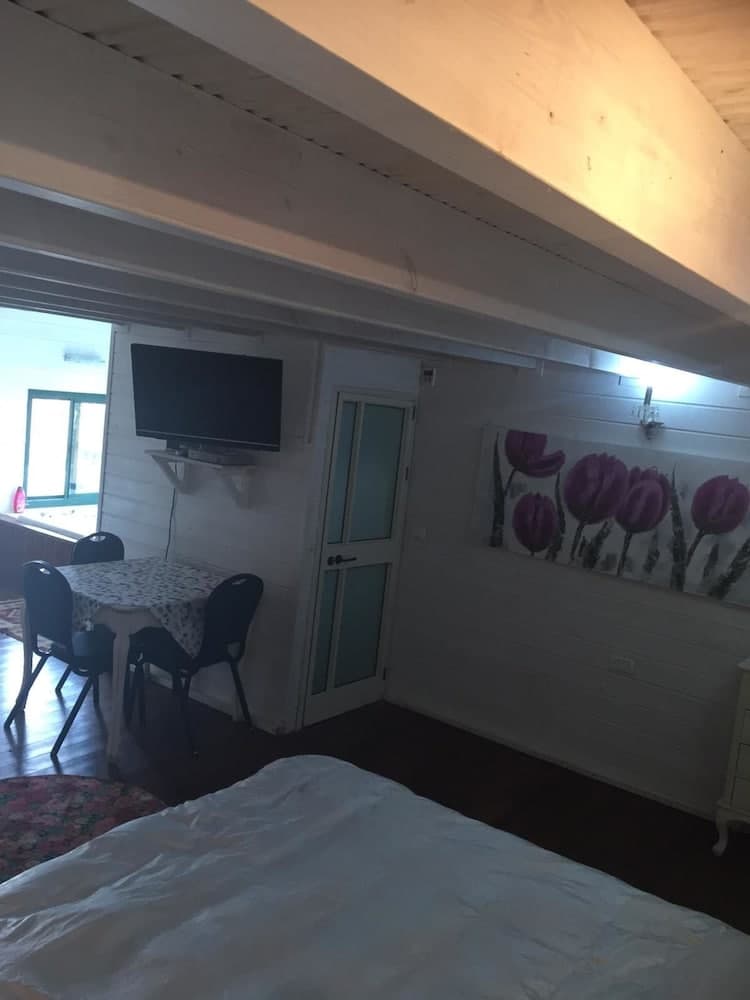 Shlomo Cabins Boutique