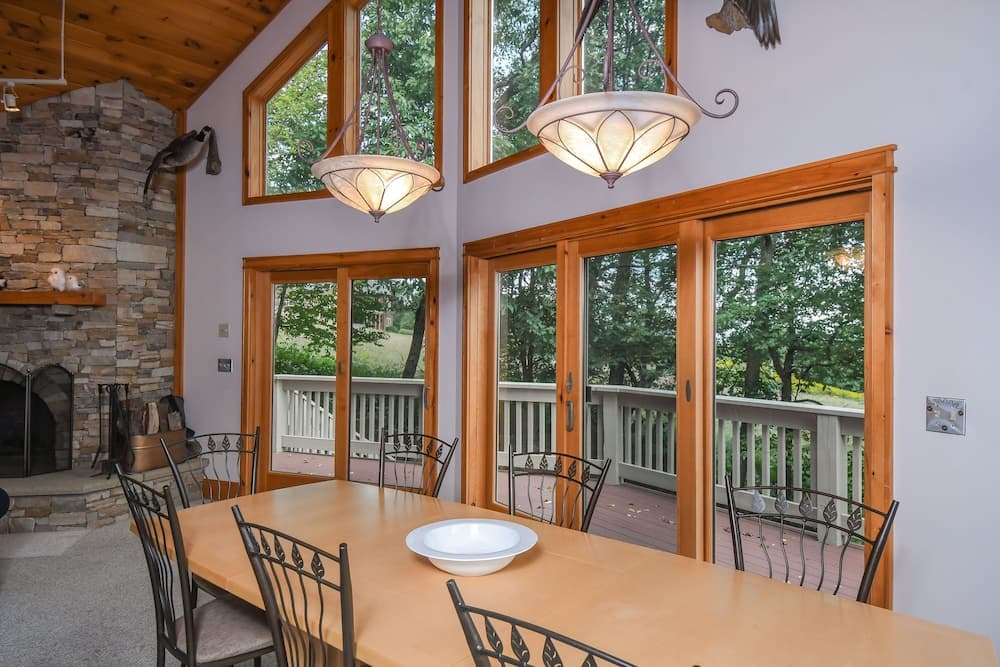 Bluebird Daze 4 Bedroom House