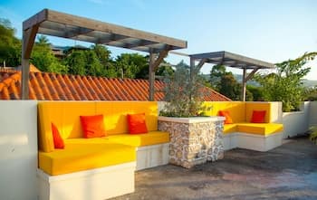 2 Bdrm Apartment at Runaway Bay