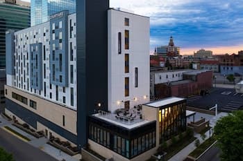 Courtyard by Marriott Knoxville Downtown