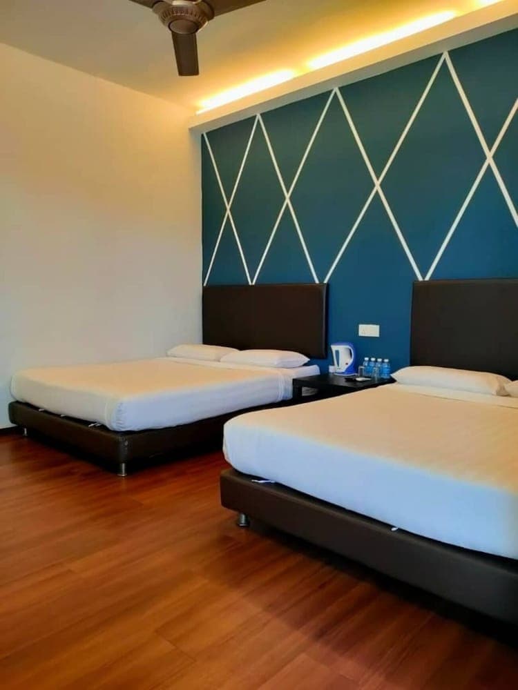 Sea Lion Pulau Ketam Bungalow Homestay