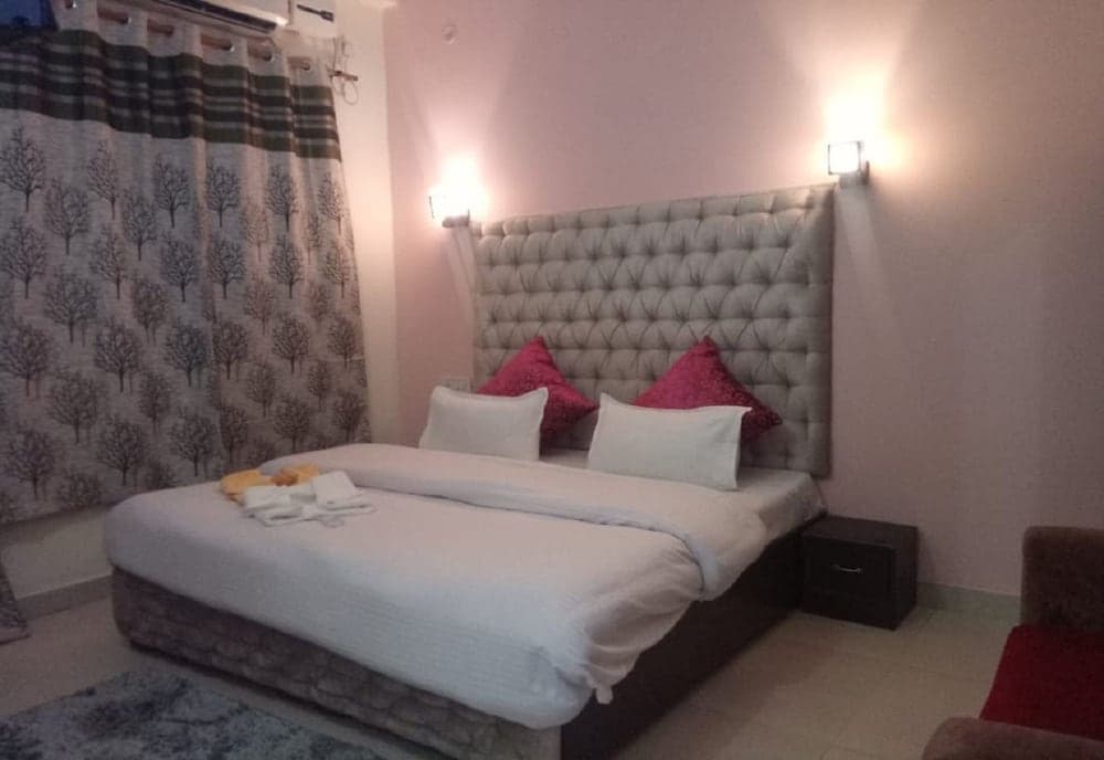 Sunflower Hostel & Hotel