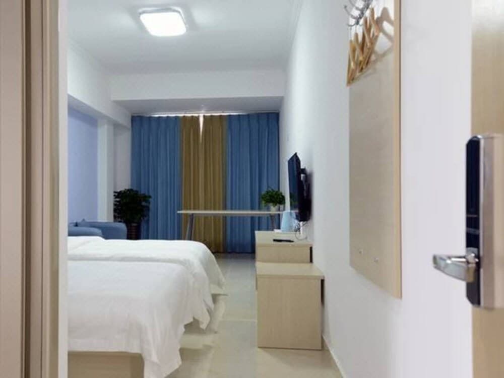 Beijing Silver Art Themed Hotel