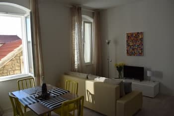 Optimist Makarska Town Center