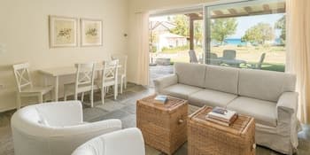 Tricot Beachfront House